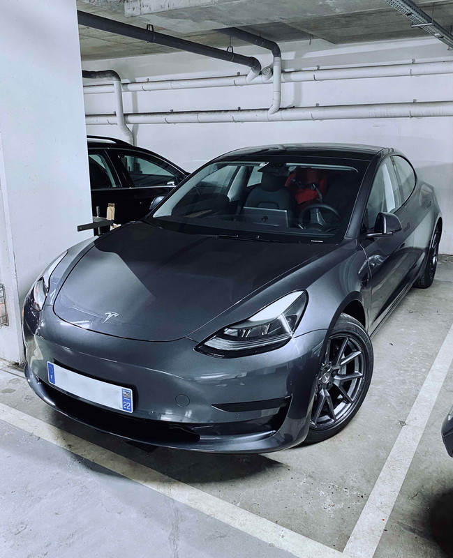 9DA9A371-CAAB-4F3A-A4B6-ADD6404BFE77