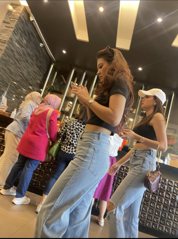 E4377BA3-0A98-4426-9F27-EE1B2225E21A