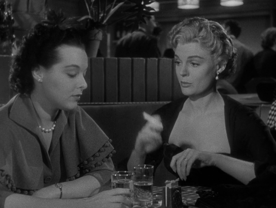 vlcsnap-2021-12-25-22h04m10s619