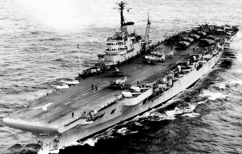SINK-THE-BISMARCK-ILLUSTRIOUS-2.jpg