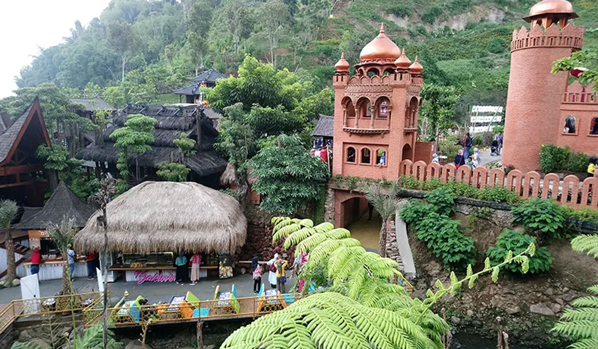 Menyusuri Keindahan Farm House Lembang yang Instagramable