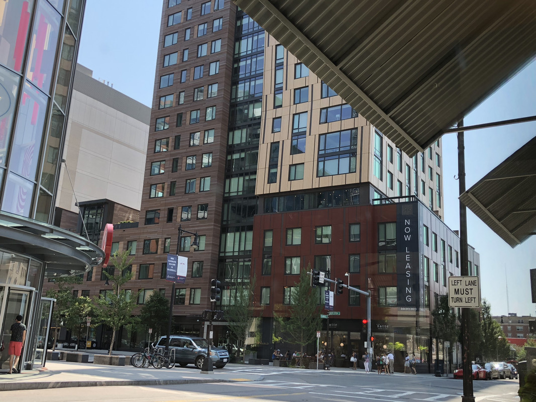 684ACD14-47C0-49E3-A066-DC8D536630ED