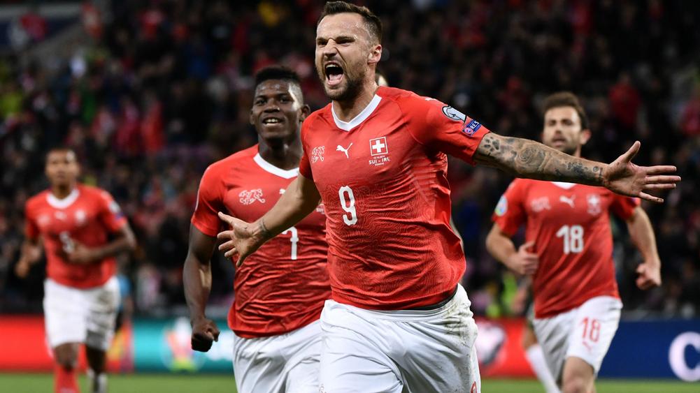 thuysieuro2020.jpg