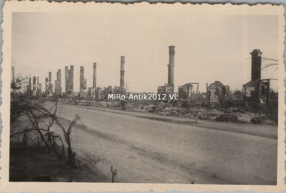 4 x Foto, Wk2, Straßenbild von Orscha in Belarus4