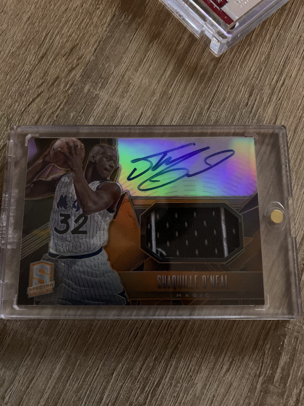 E18DAA1A-90D1-4437-9EA3-B5CF449736D8