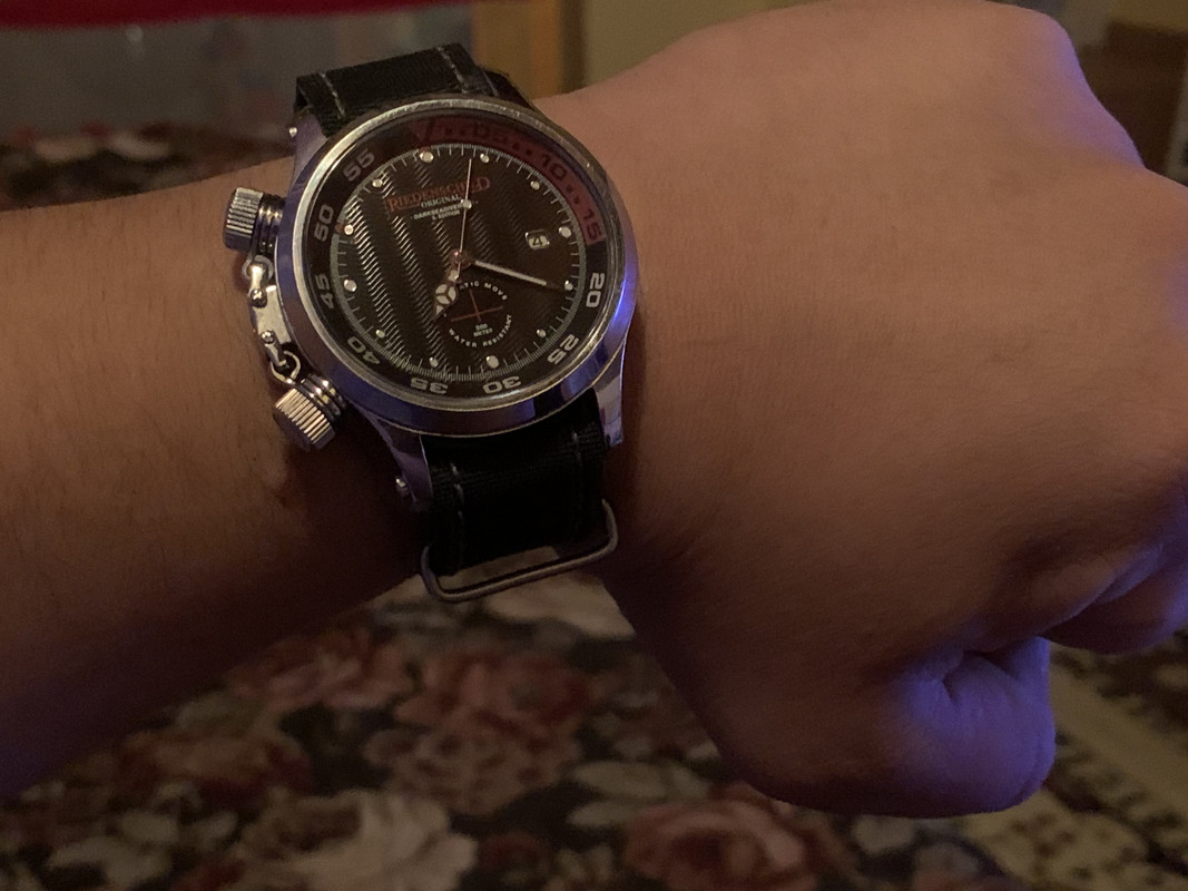 36EFDAC4-6B98-4E1E-9799-411C52ECFE73