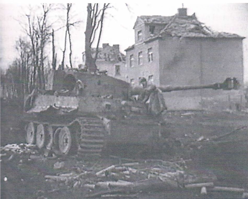 Pancerna Rezerwa Uderzeniowa 1945 (Festung Posen