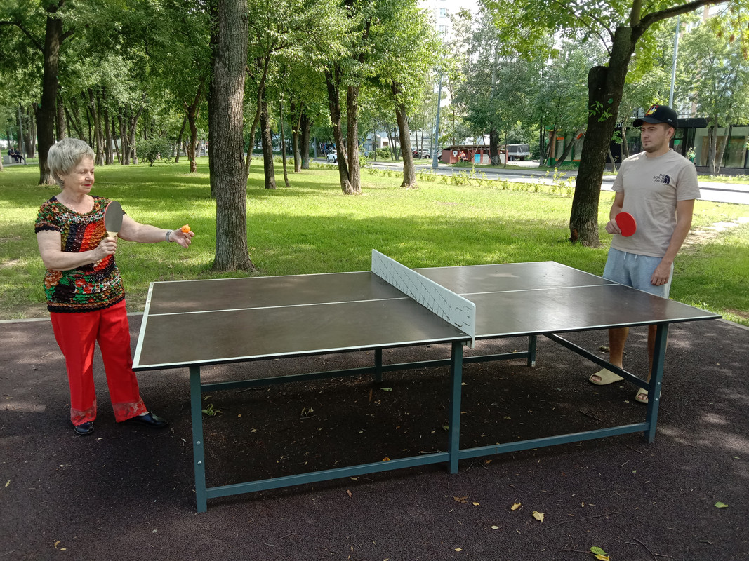 Игра в теннис