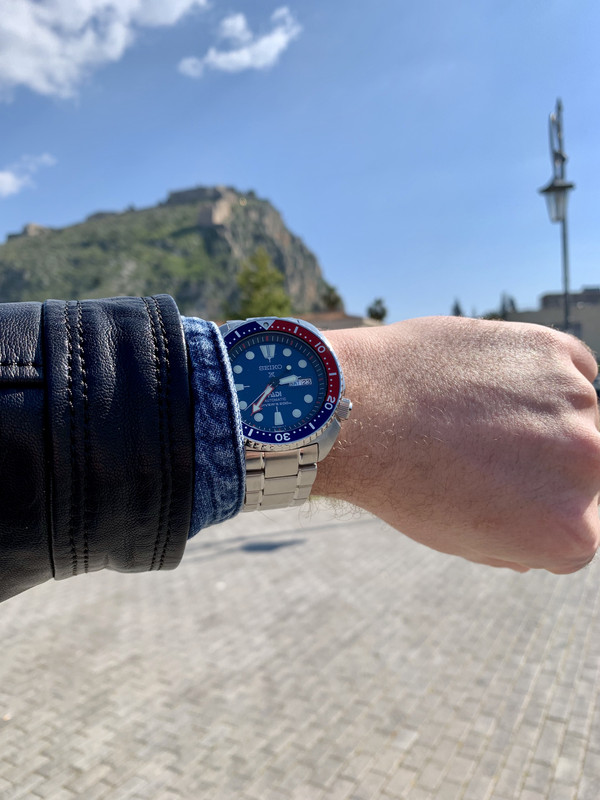 8E3E0A84-D202-4662-ABDE-AD3A79EA5372