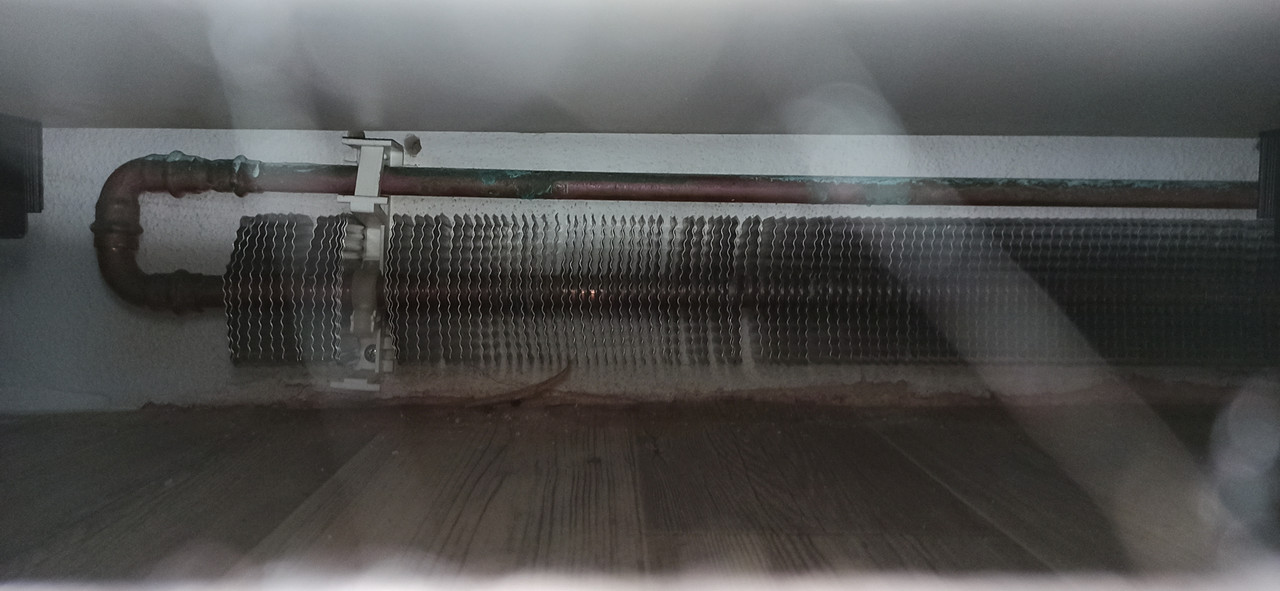 Heizung unter Küche