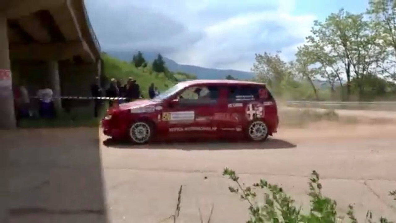 31946853_10209284384585175_7745276200330723328_o