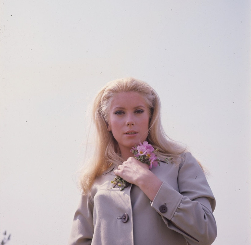 catherine_deneuve_me28