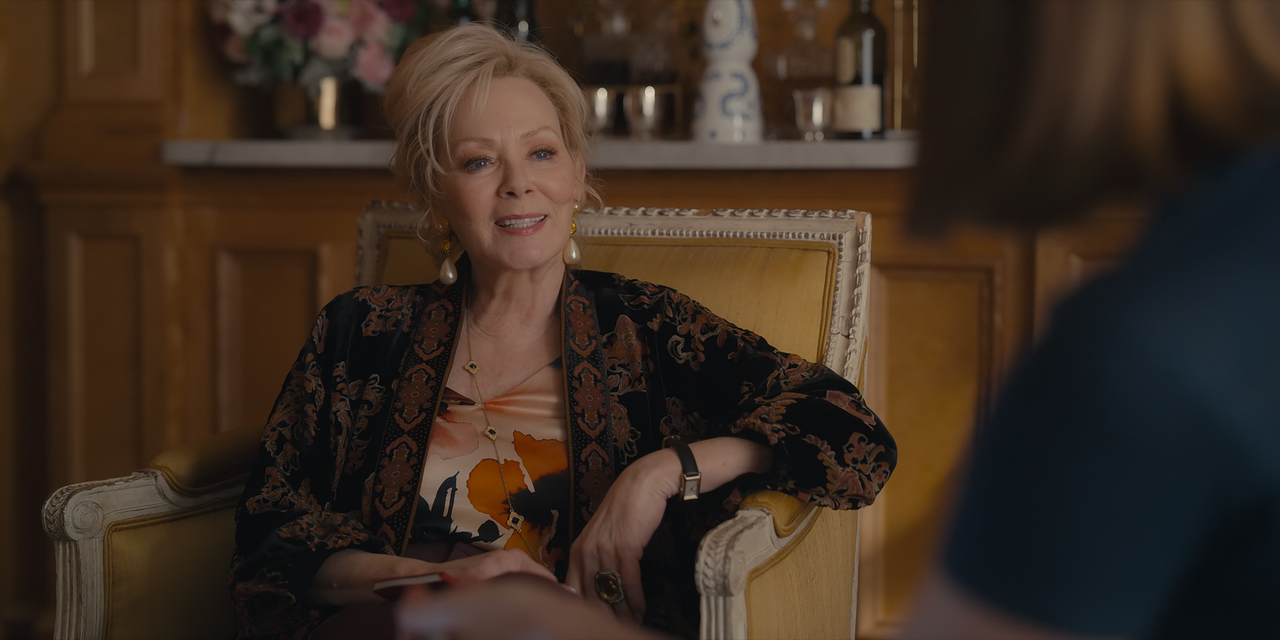 Hacks.(2021).S01E05.Falling.1080p.10bit.BluRay.AAC5.1.HEVC-Vyndros.mkv_snapshot_03.32_[2022.07.07_21