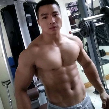 Anh menly đẹp trai nhìn muốn rụng trứng!