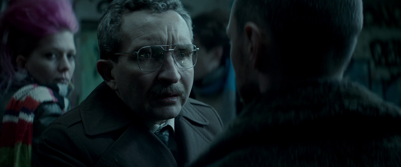 vlcsnap-2017-11-30-18h04m07s980