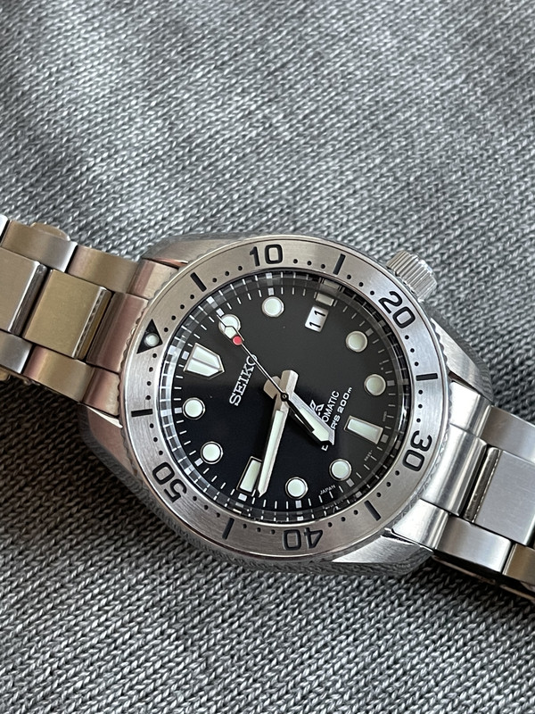 E647319C-0B2F-4AD2-97CC-D02E0DCB58D2