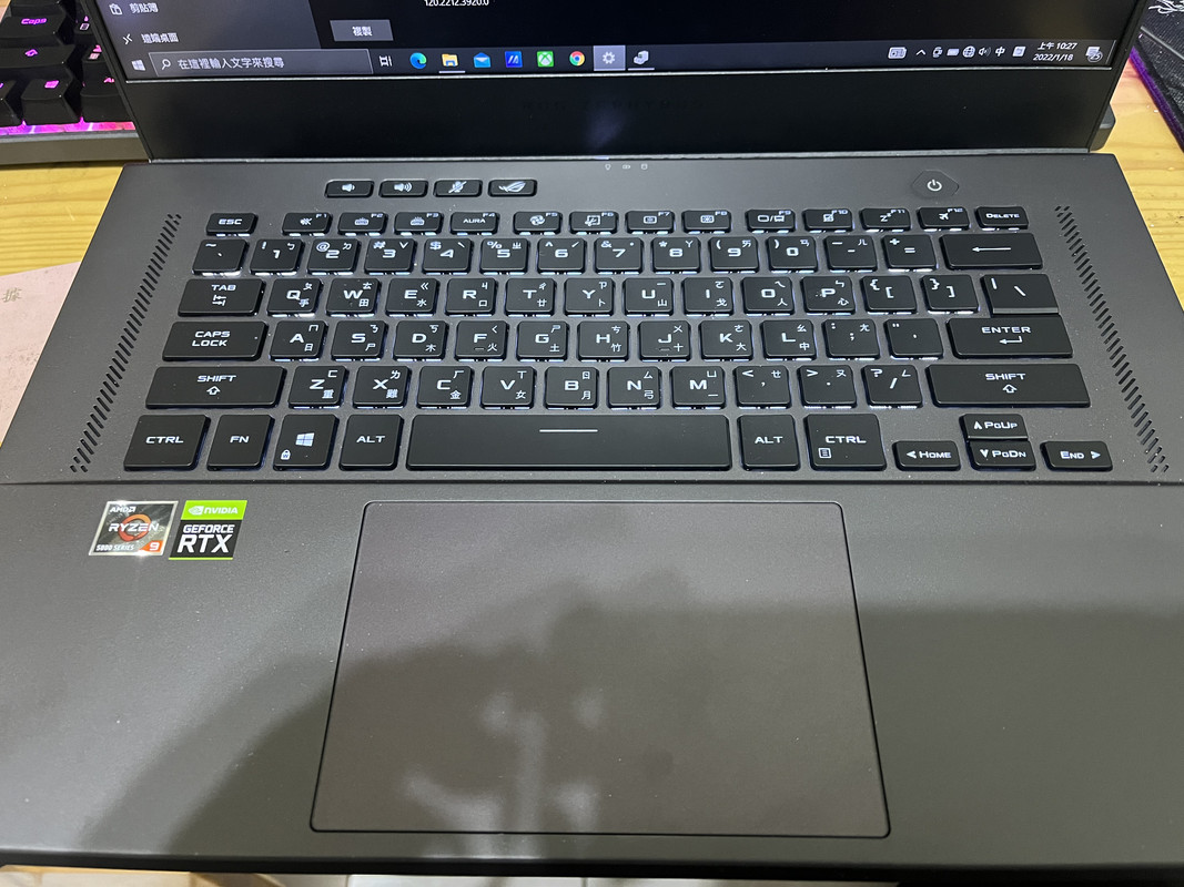 4128CD6E-1EF1-4E9A-9D6F-4AA5C10977A2