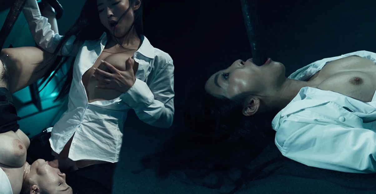 Hentaied – Emiri Momota – Emiri’s Adventures