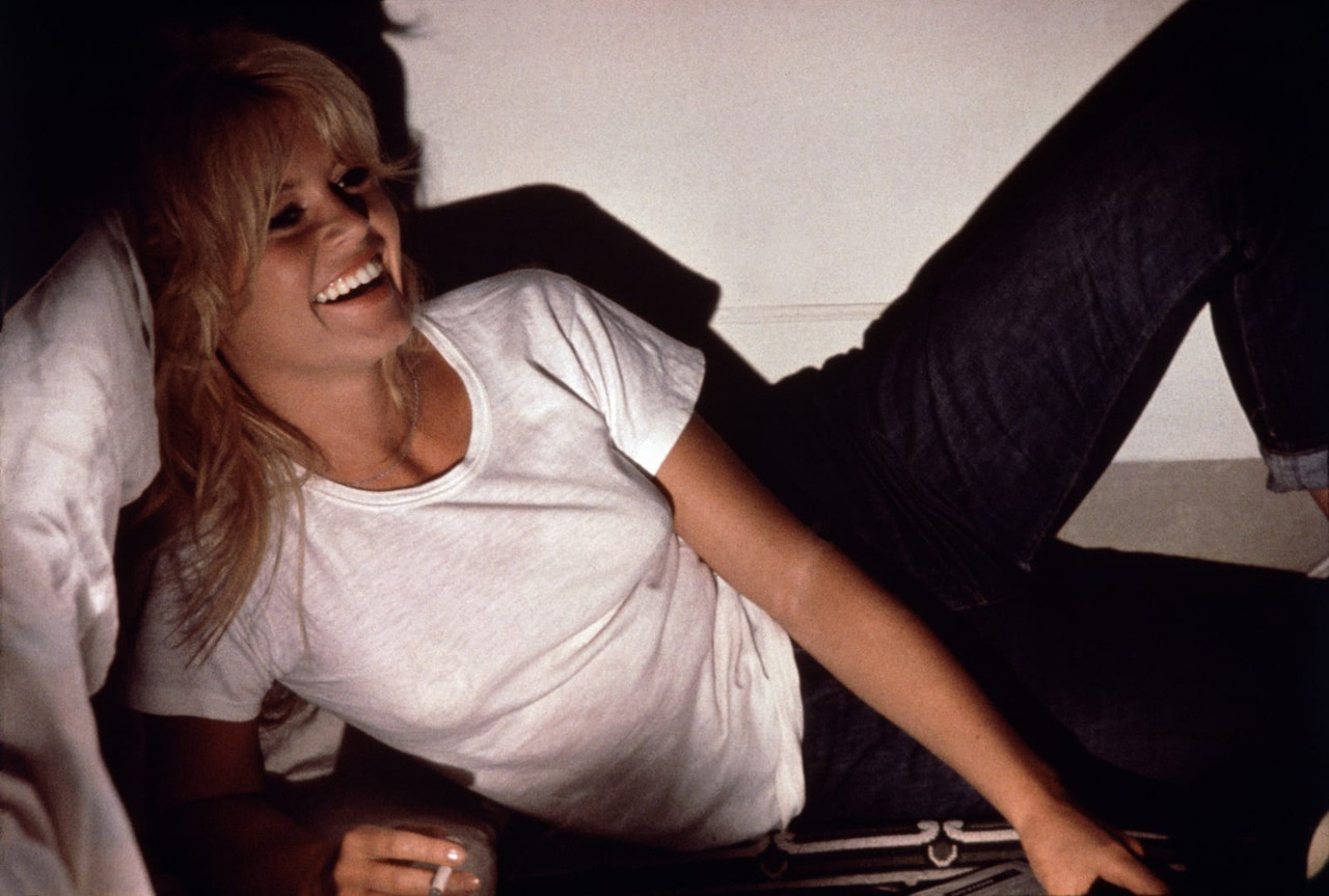 brigitte-bardot-on-set-vie-privee-1961.j
