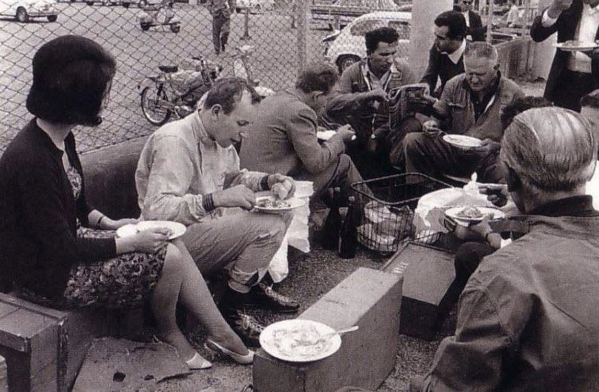 642A8FFB-719A-4480-A17C-860BBA8DD49A