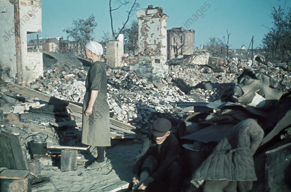 Zerstörte Gebäude in Stalingrad (4)
