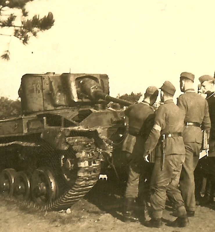 RARE Germans w Captured Russian Lend Lease British Valentine Panzer Tank