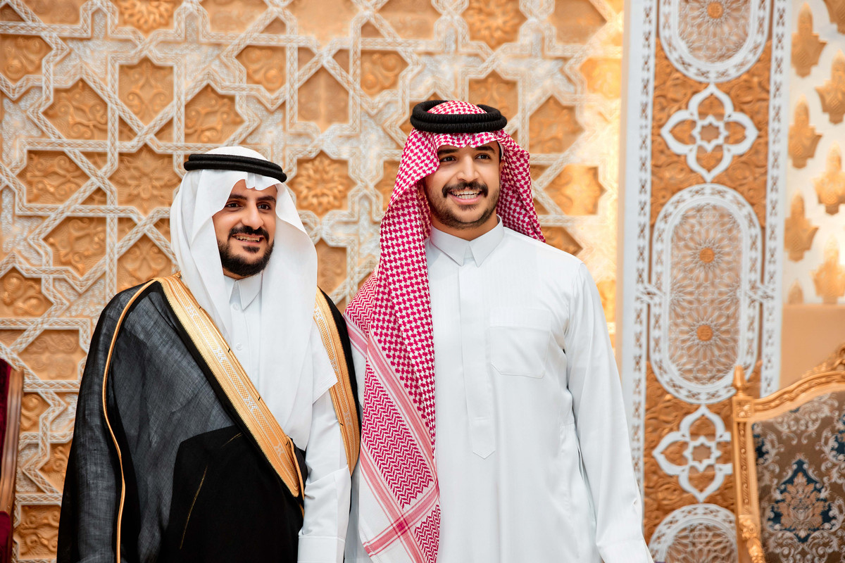 freelancers-BN7-A9046