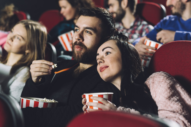 Kencan di bioskop