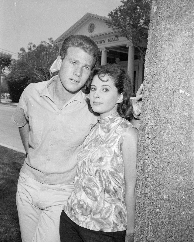 barbara_parkins_b05