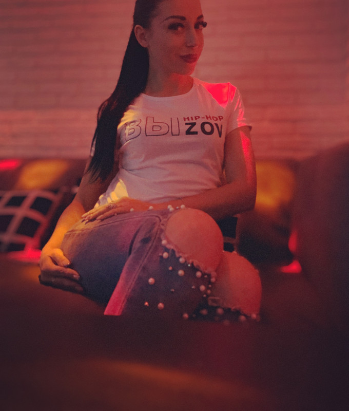 09966249-DEC7-412D-B54E-797F22F48D34