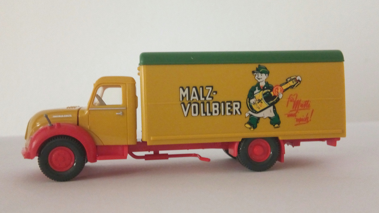 Macht (9475)