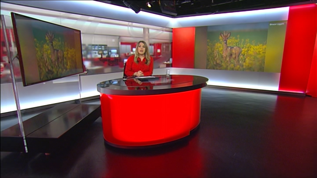 01.12 - 18.30.00 - This Is BBC One HD. Please switch over to BBC One.ts_snapshot_18.04.581
