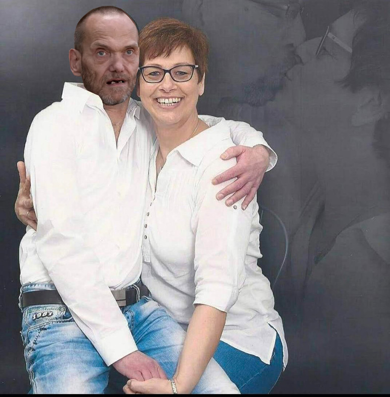 Fu-Pl-XMIWc-AUrojj.jpg