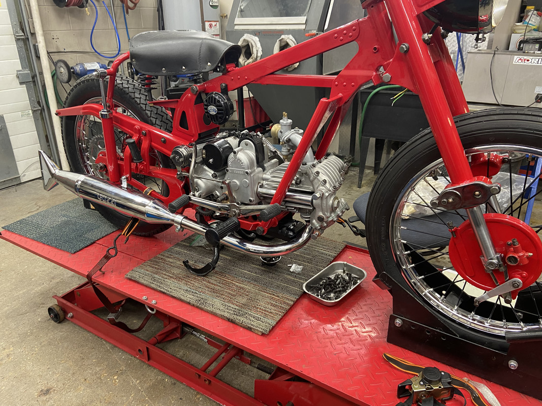 74B6038E-90C1-4CEC-B7FD-5382E5F15ABD