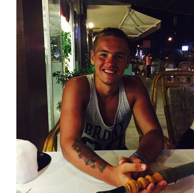 0F2DCB7B-96F5-477B-A8CD-4DF168D987D3