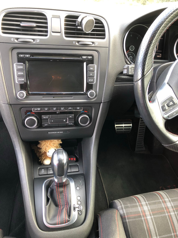 D0026B41-5C5C-4830-9288-ECA36B341B89