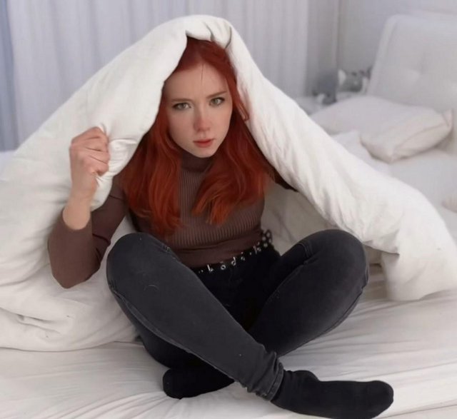 Warming Up With Sex While The Heating Is Off 1