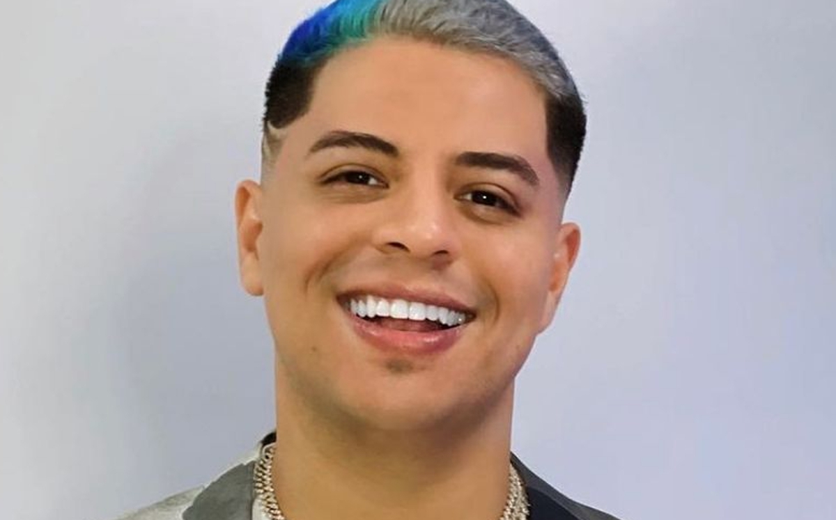 ¿Adiós a Grupo Firme, Eduin Caz se cambiará de banda?