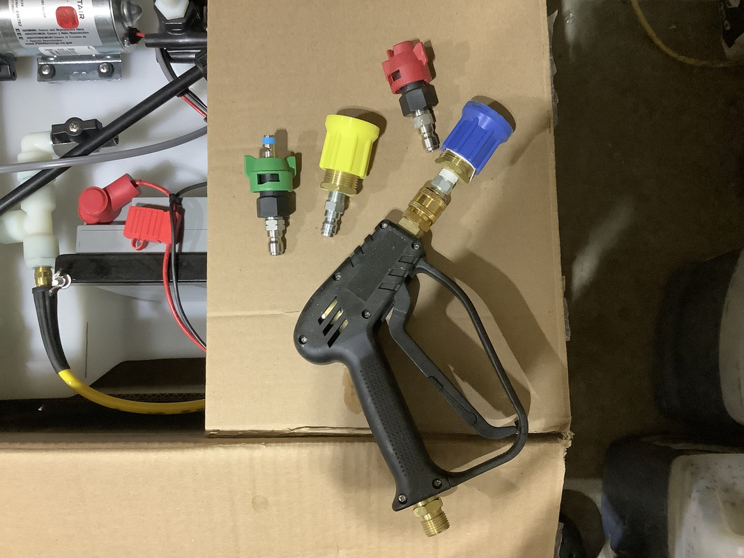 816B4A86-9AEC-4EE2-A97D-0D7F5CF68D8E