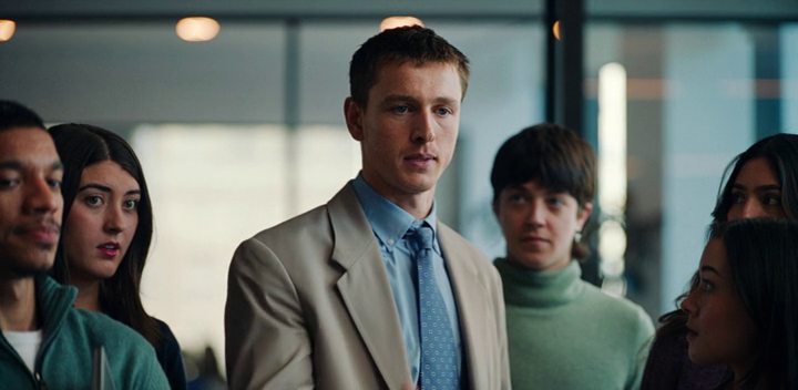 vlcsnap-2025-03-28-23h15m10s011