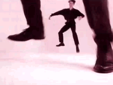 tmbg-feet.gif
