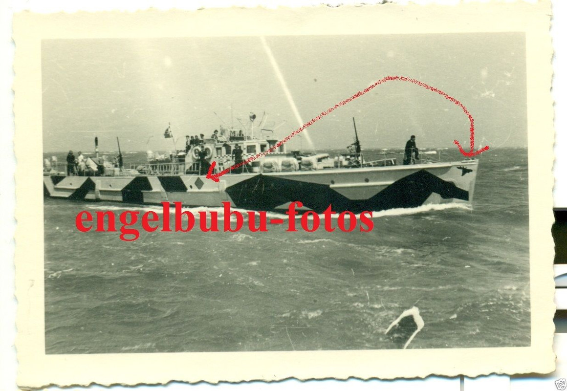 FOTO - Marine - SCHIFF - RÄUMBOOT mit WAPPEN   E