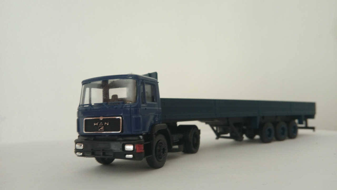 Mach (9165)