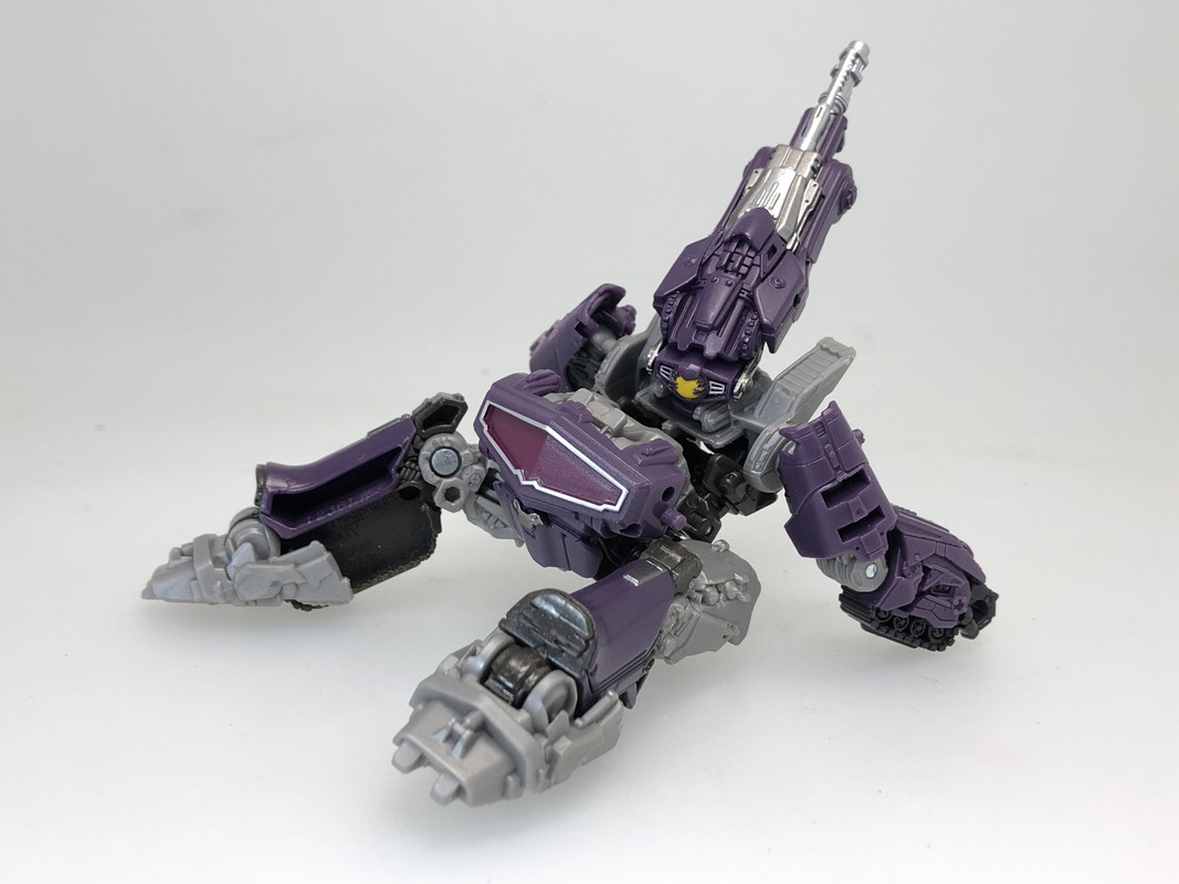 Studio-Series-Bumblebee-Movie-Shockwave-02