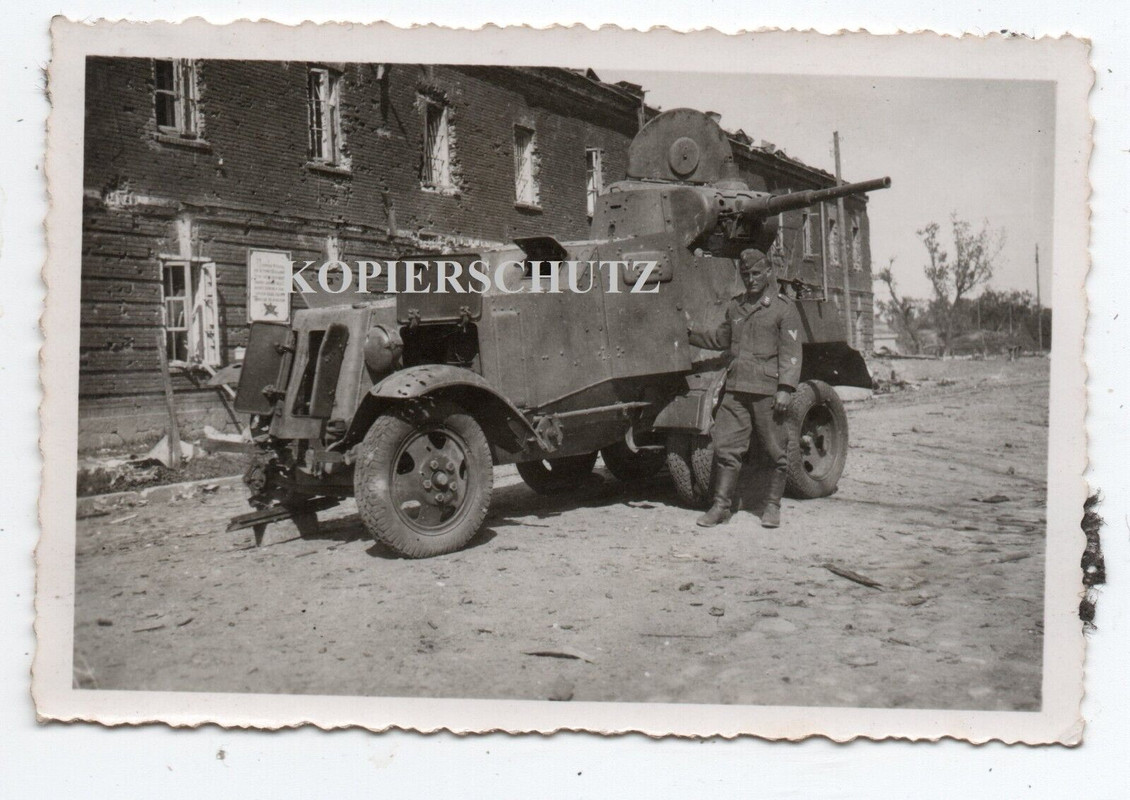Foto Russland Beute Panzer Tank Sdkfz Schützenpanzer Beutepanzer