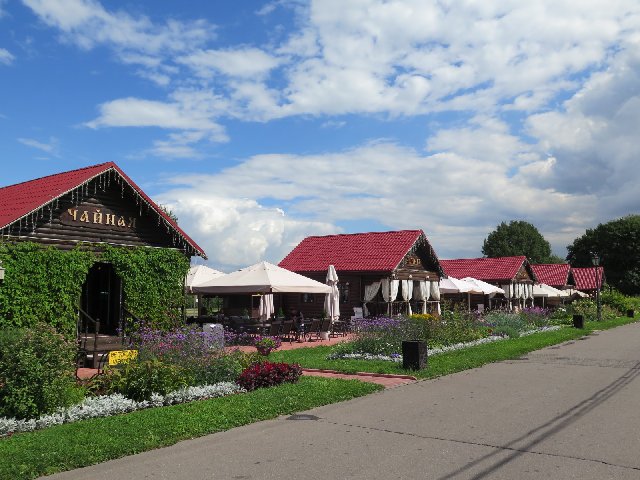 DIA 6: Kolomenskoye, Mercado de Izmailovo, VDNKh y mucho Metro - RUSIA LOW COST: Una semana entre S. Petersburgo y Moscú (3)