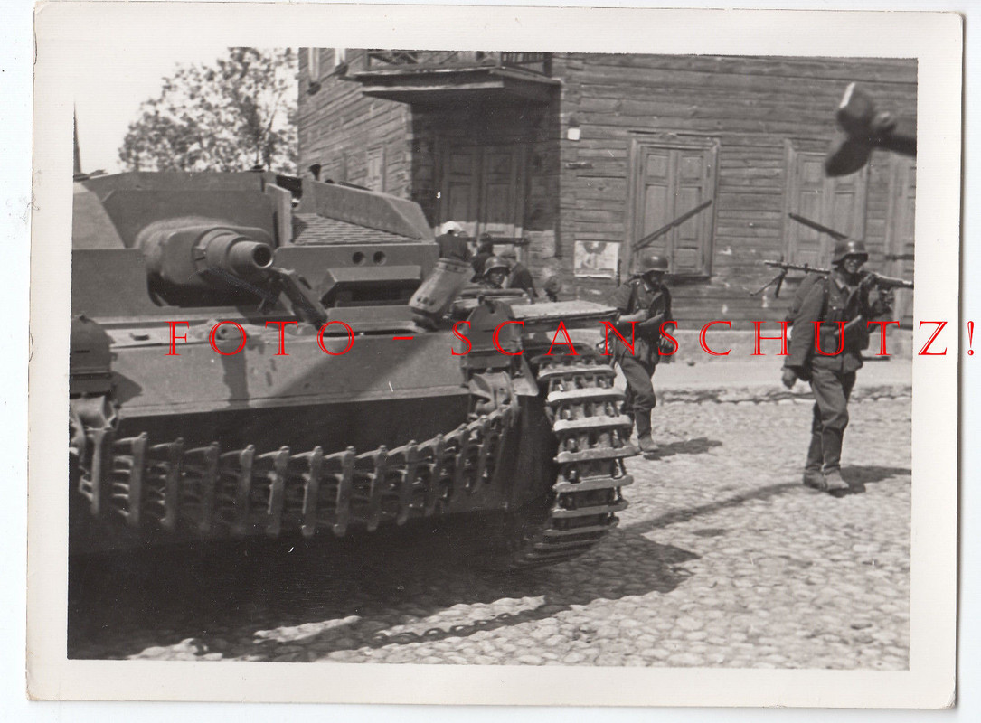 WH Sturmgeschütz im Straßenkampf Staraja Russa 16.Armee GFM Busc