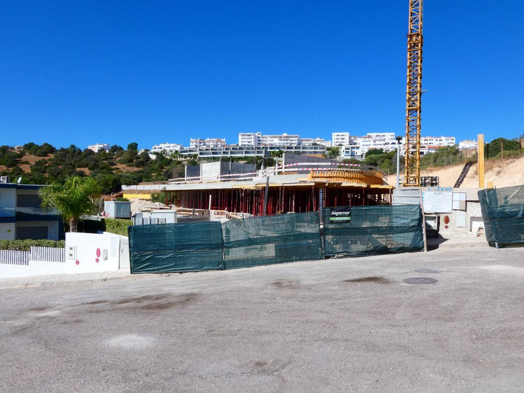 Expensive_houses_Albufeira_051025 (1)