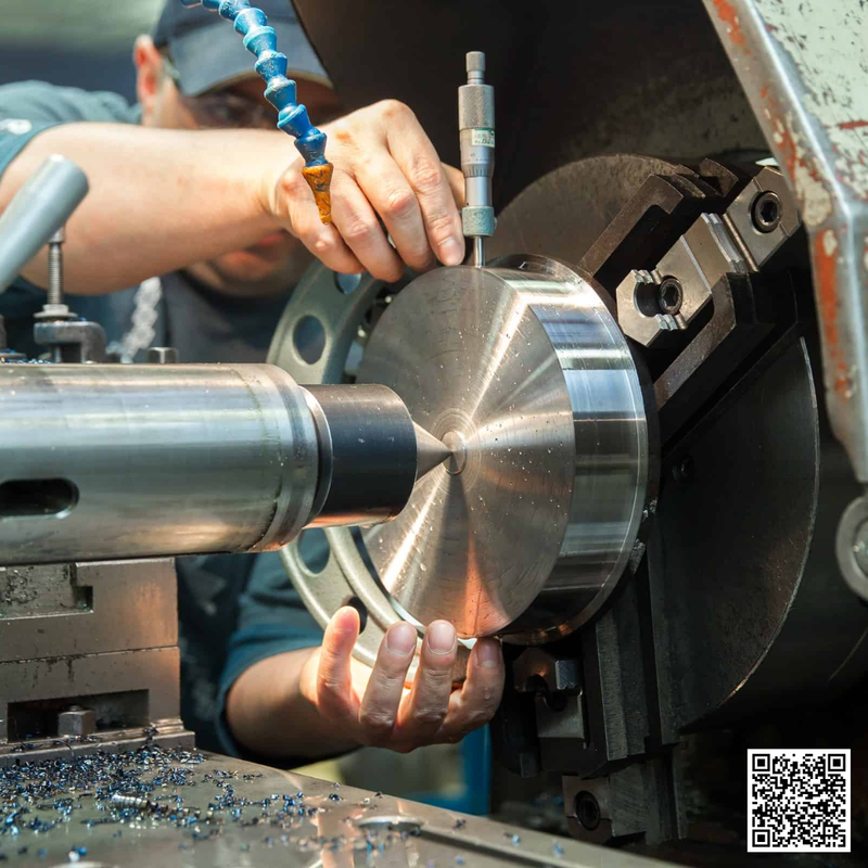 Top Tips For Bidding Successfully At Shop Equipment Auctions