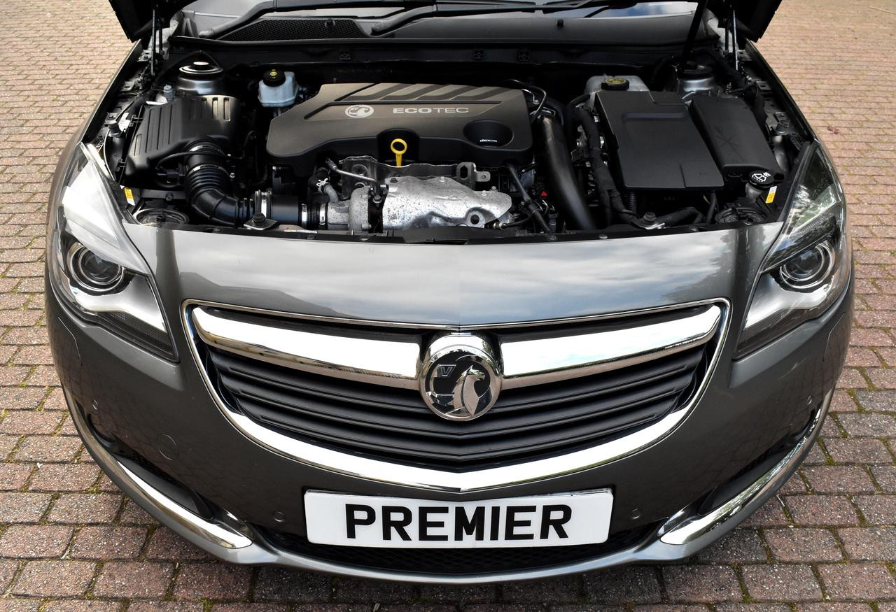 2016 66 VAUXHALL INSIGNIA 36